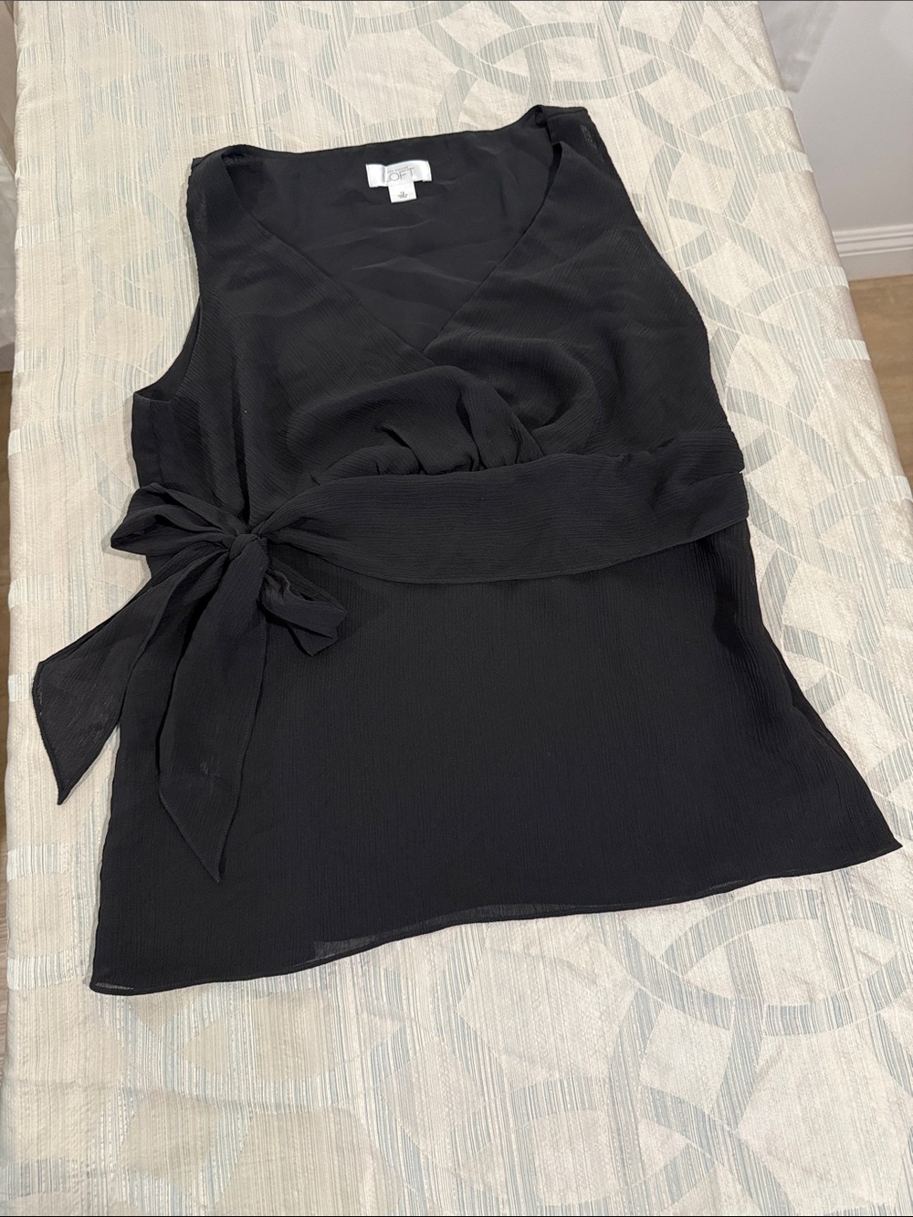 Ann Taylor LOFT blouse